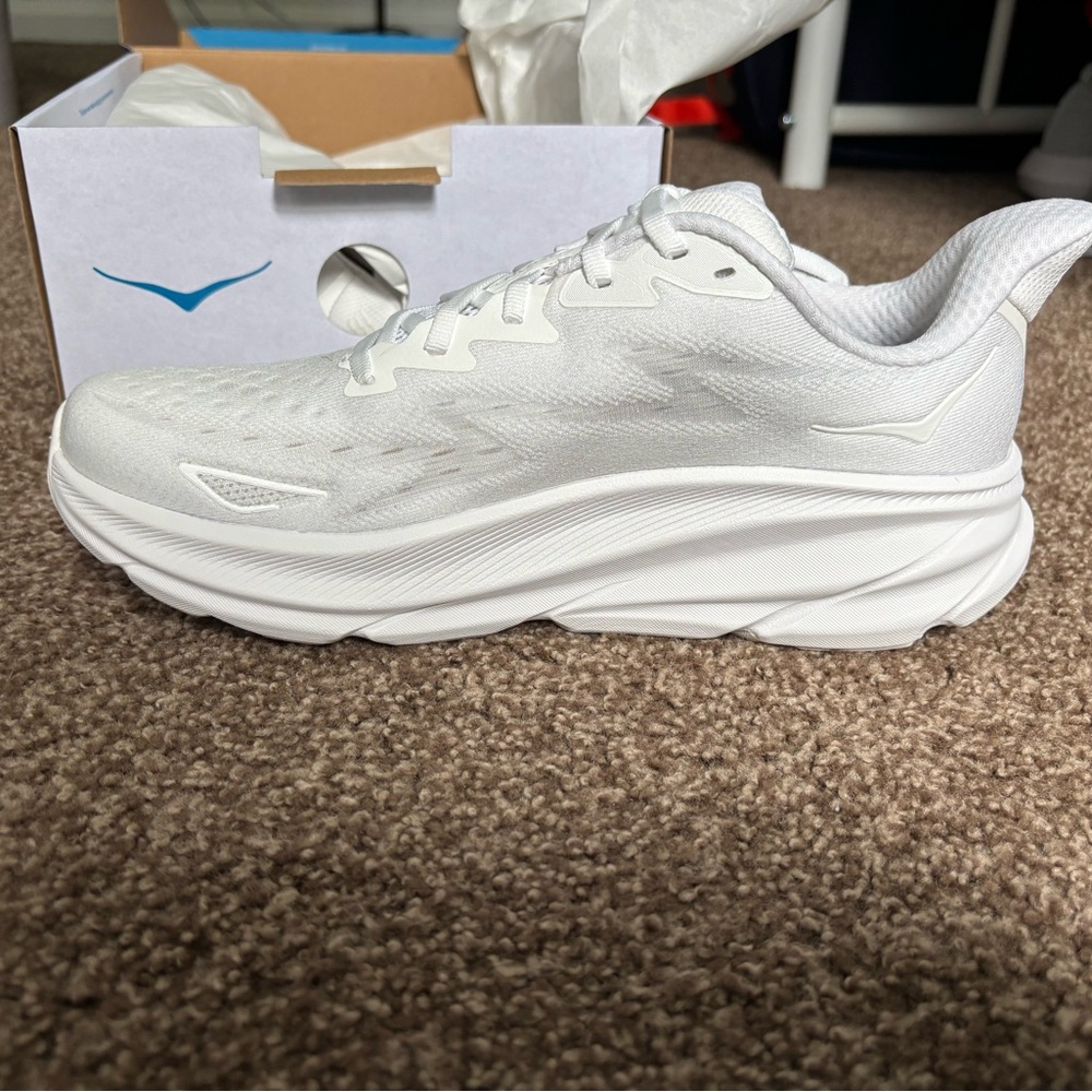 Hoka Clifton 9 White Running Shoes Womens